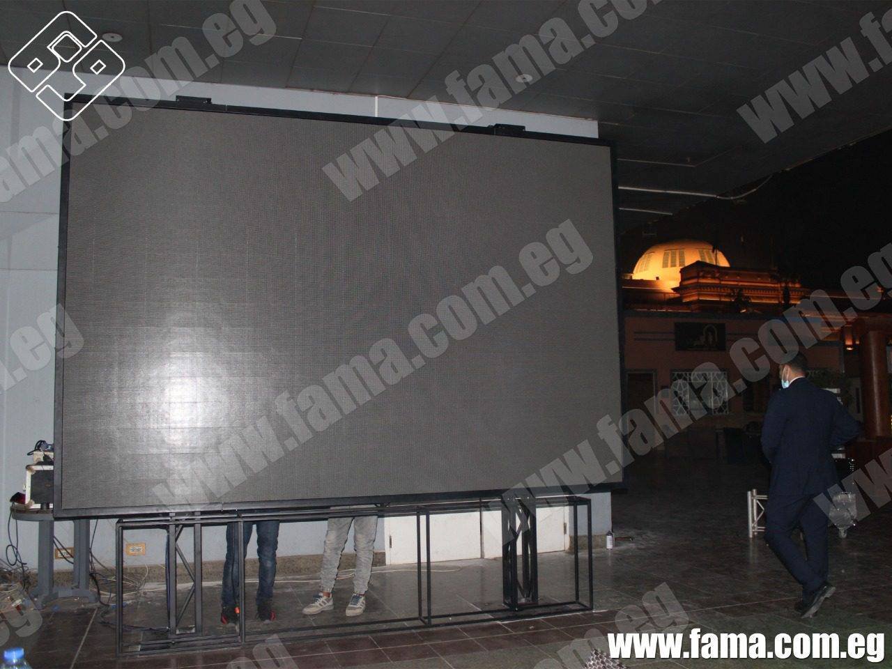 Where to sale and maintenance of advertising screens