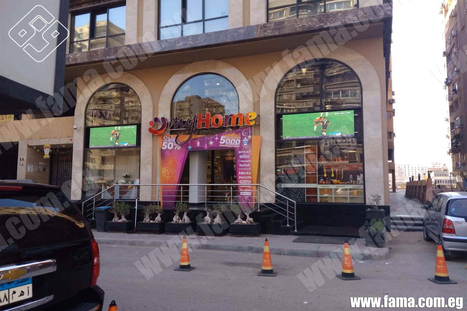 Rent and buy Best LED screens for restaurants and cafes